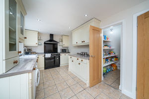 DINING KITCHEN- click for photo gallery